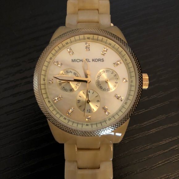 Michael Kors watch - Picture 2 of 8